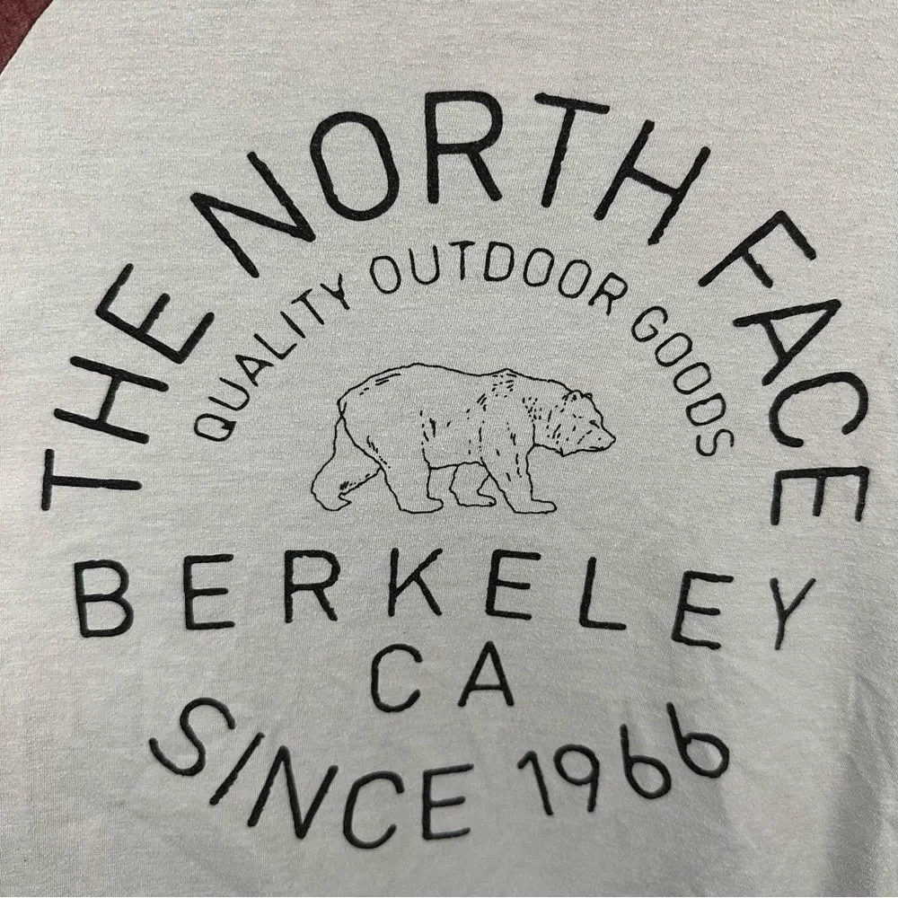 The North Face Men’s Berkeley California Raglan Long Sleeve Tee Size Small